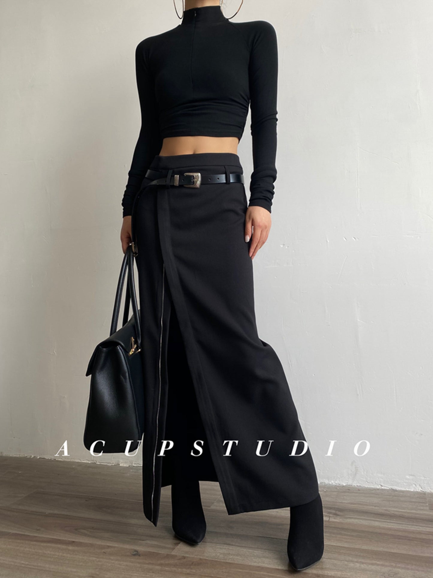 ZIP-NARROW SKIRT