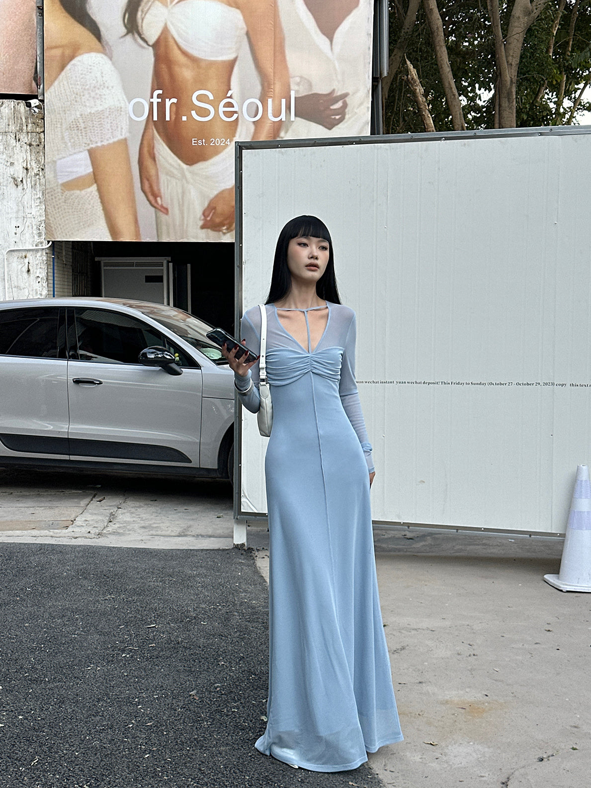 V-NECK MILKY LONG DRESS